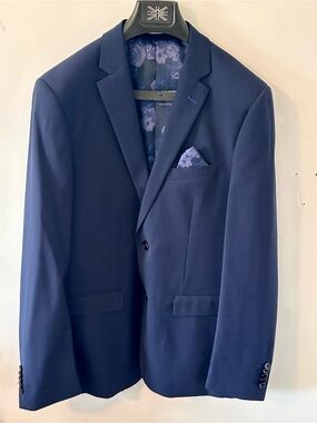 Men's Navy Suit with Floral Pocket Square